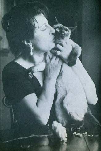 Anna Magnani y Luis XIV