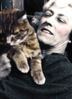 Su madre Gertrude con Rufus